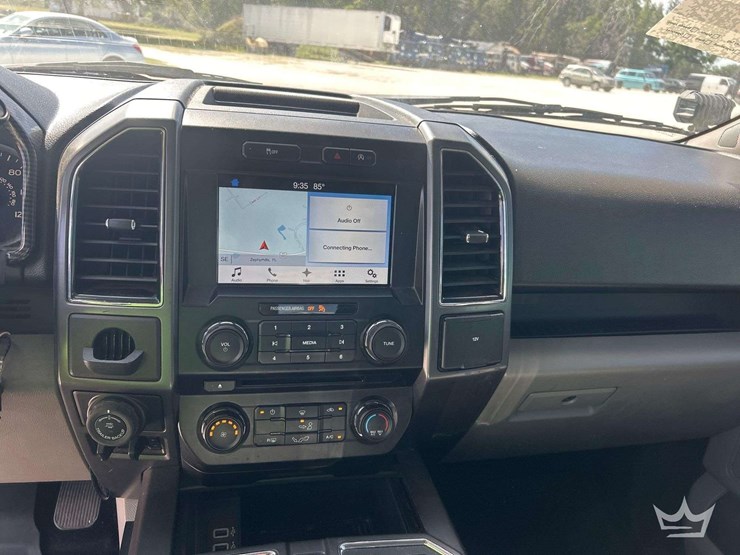 2018-ford-f150-image-15