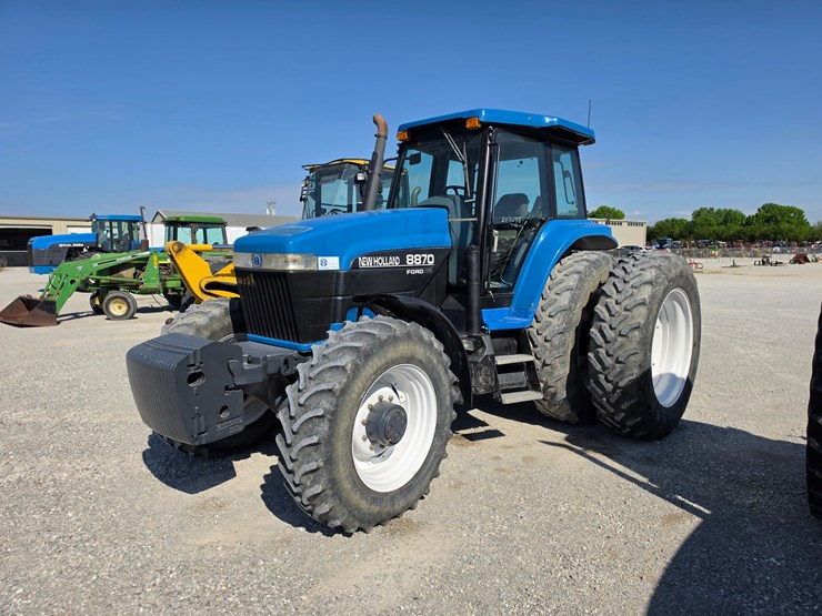 2001-new-holland-8870-image-1