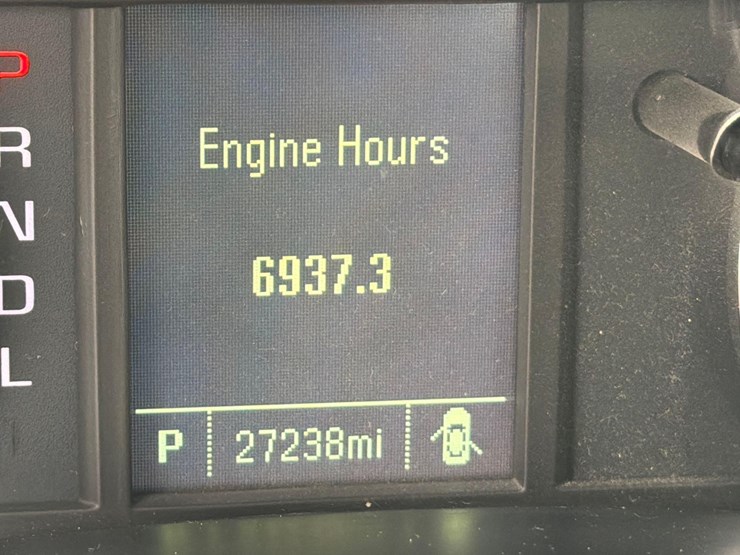 2017-chevrolet-1500-image-23