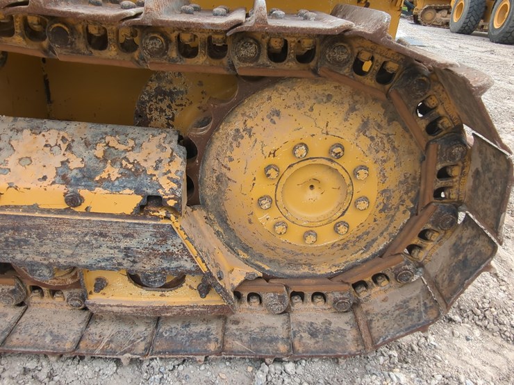 2022-deere-450-lt-image-13