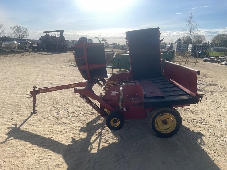new-holland-166-image-8