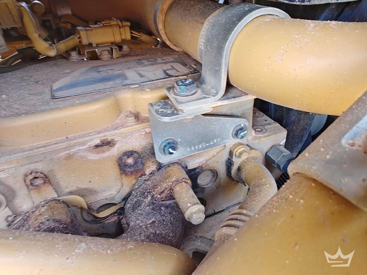 2019-caterpillar-d6n-lgp-image-9