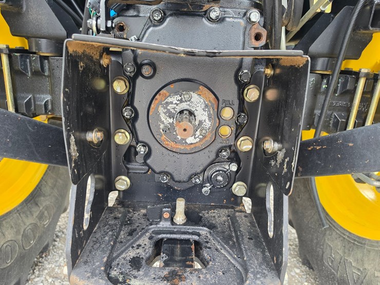 2009-john-deere-5101e-image-13