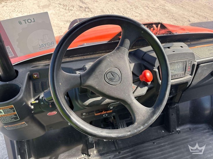 2019-kubota-rtv-x900-image-11