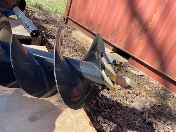 #2304-•-new-wolverine-mini-skid-steer-auger-drive-and-bit-attachment-image-16