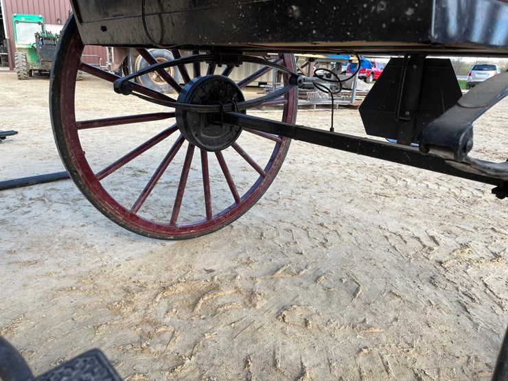 #407-•-pull-behind-wagonette-image-17