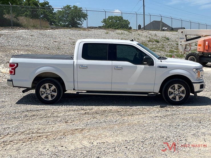 2019-ford-f150-xlt-image-2