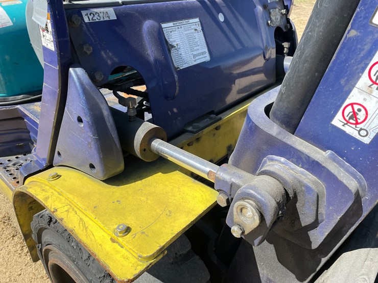#308-•-komatsu-6,000-lbs,-propane-forklift-(non-moving)-image-20