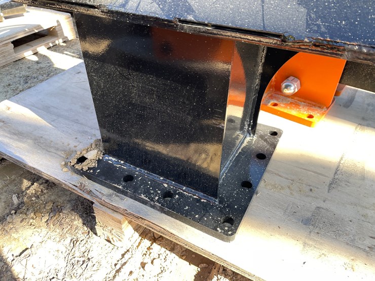 #2326-•-new-wolverine-skid-steer-post-driver-attachment-image-9