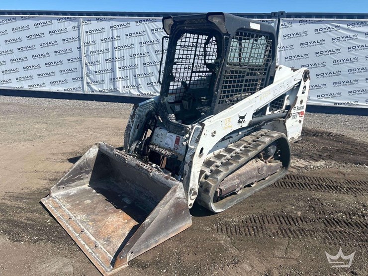 2020-bobcat-t450-image-1