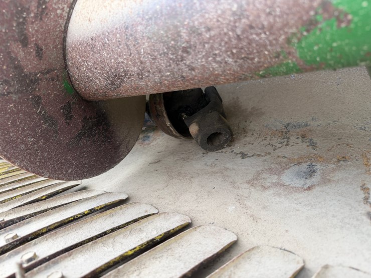 john-deere-346-image-9