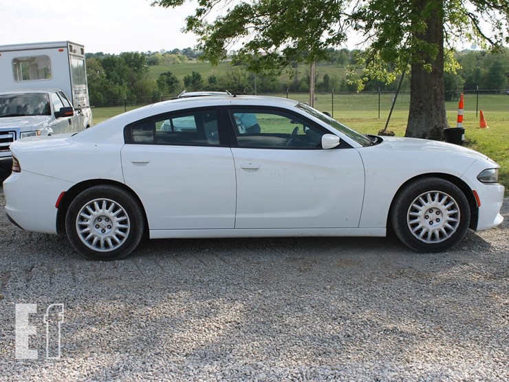 2018-dodge-charger-image-6