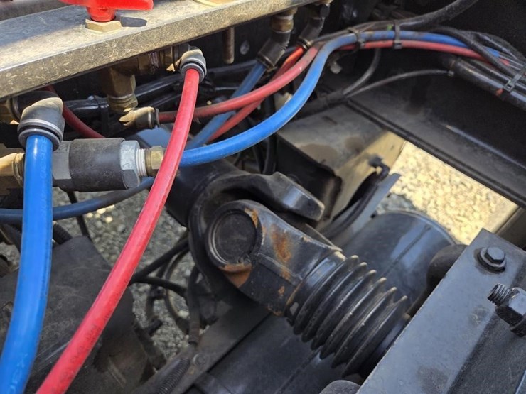 2026-kenworth-t800-image-52