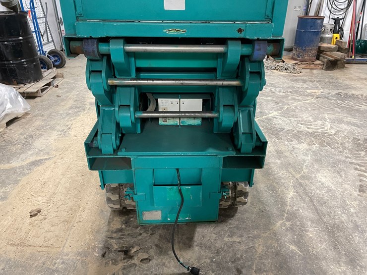#303-•-2008-en-systems-co.-en8l06-electric-tracked-scissor-lift-image-11