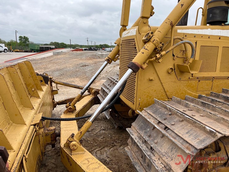 caterpillar-d6d-image-7