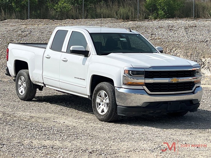 2019-chevrolet-silverado-1500-image-1
