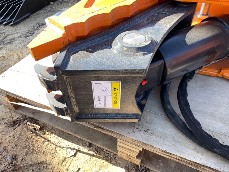 #2325-•-new-wolverine-excavator-hydraulic-clamp-image-6