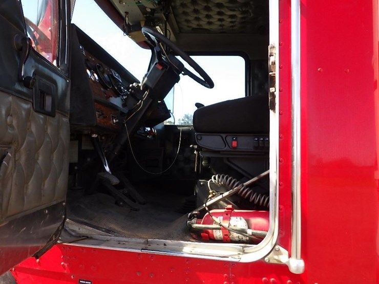 1999-kenworth-t800-image-51