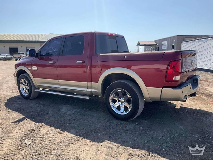 2011-dodge-ram-1500-image-4