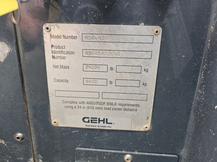 2015-gehl-rs6-42-image-11