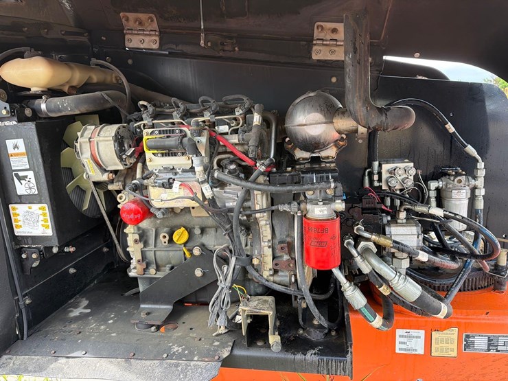 jlg-400s-image-10
