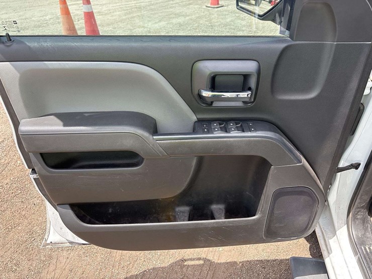 2018-gmc-sierra-1500-image-12