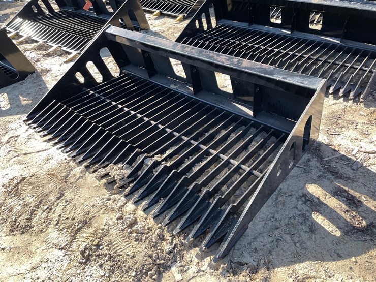 #2331-•-new-wolverine-66"-skid-steer-skelton-high-side-bucket-image-1