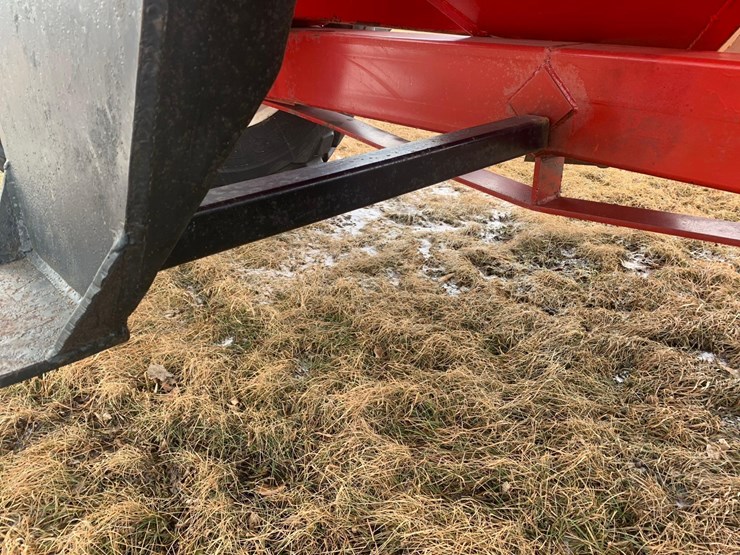united-farm-tools-725-image-12