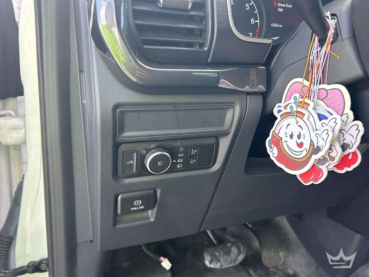 2022-ford-f150-image-18