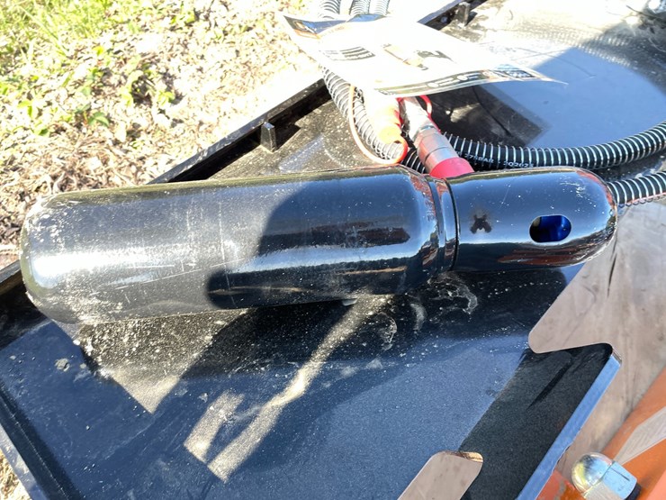 #2327-•-new-wolverine-skid-steer-post-driver-attachment-image-9
