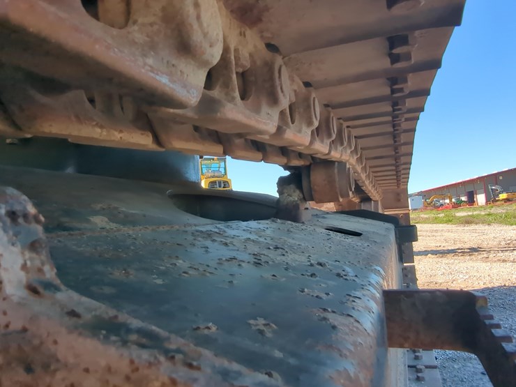 2019-hitachi-zx135us-6-image-11