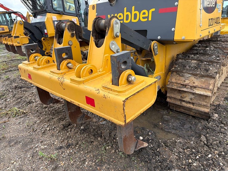 2022-deere-700l-xlt-image-9