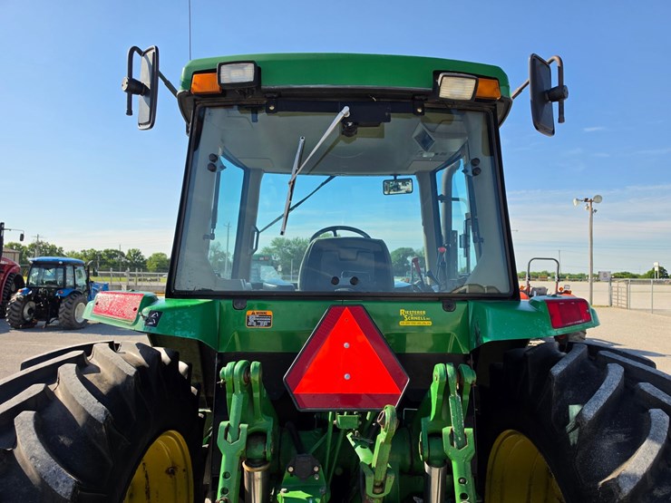 1994-john-deere-7200-image-13