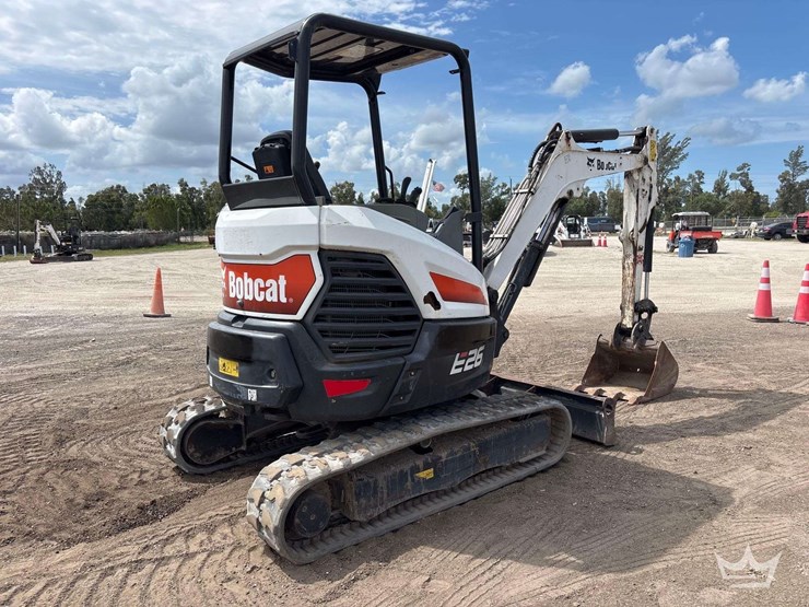 2020-bobcat-e26-image-3