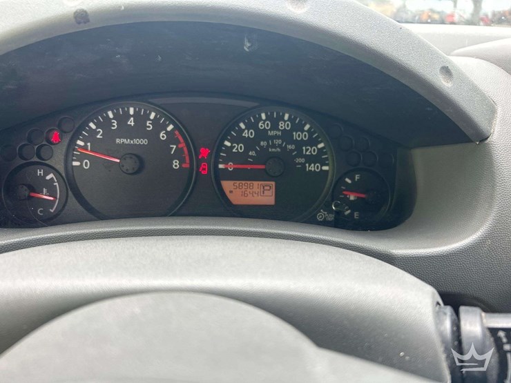 2018-nissan-frontier-image-12