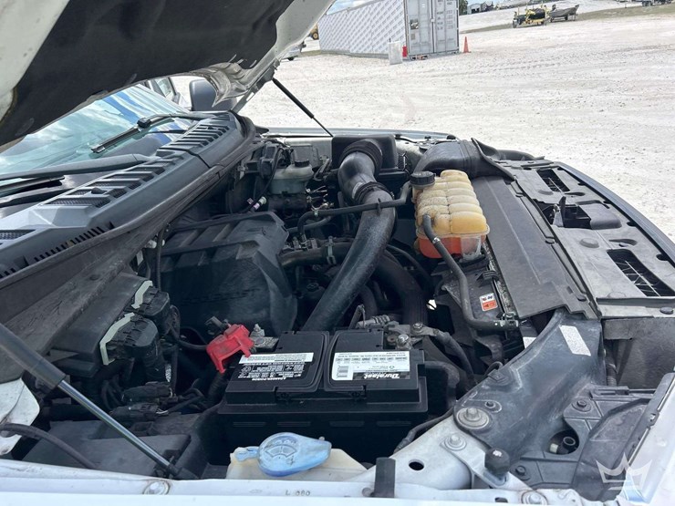2017-ford-f150-image-8