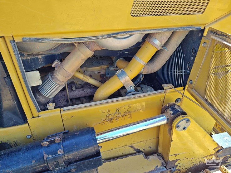 2019-caterpillar-d6n-lgp-image-17
