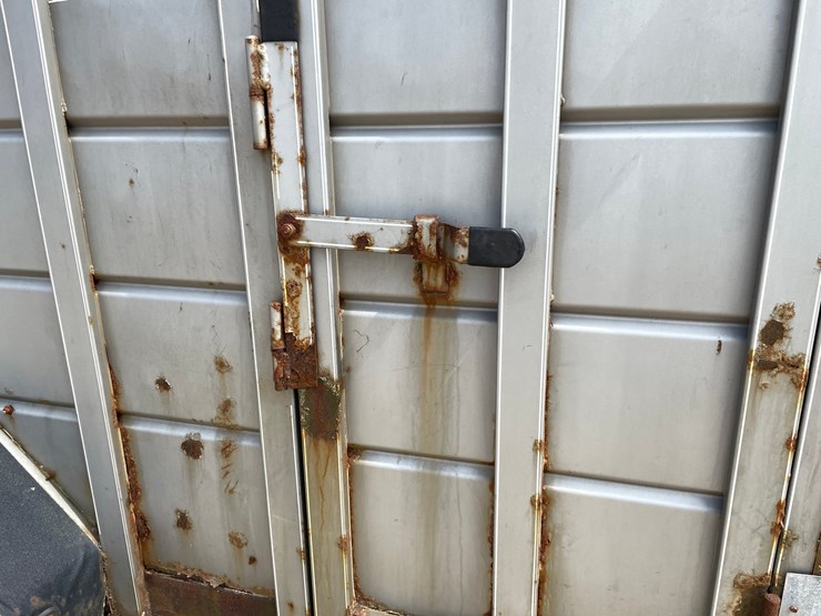 #2010-•-2004-corn-pro-16'-tandem-axle-livestock-trailer-(has-wi-title)-image-20