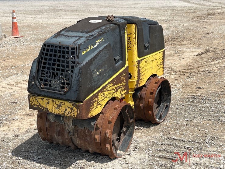 2017-bomag-bmp8500-image-2