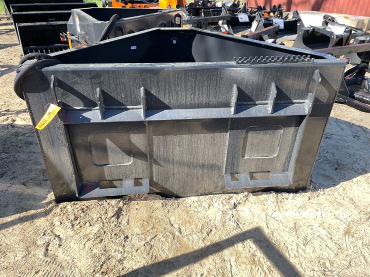#2333-•-new-wolverine-skid-steer-concrete-chuter-attachment-image-3
