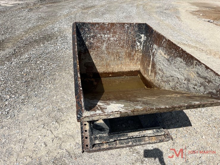 star-industries-1810-self-dumping-hopper-image-4