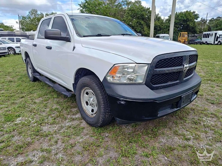 2017-dodge-ram-1500-image-2