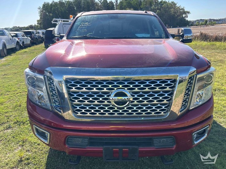 2016-nissan-titan-image-22