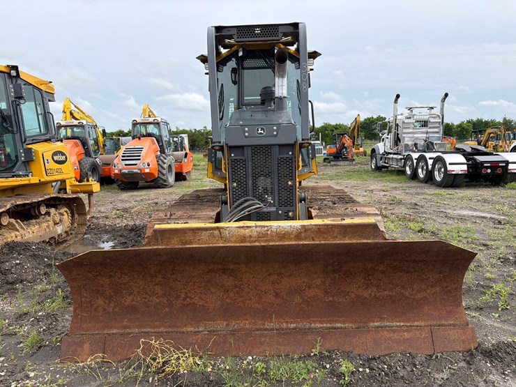 2024-deere-650-lgp-image-8