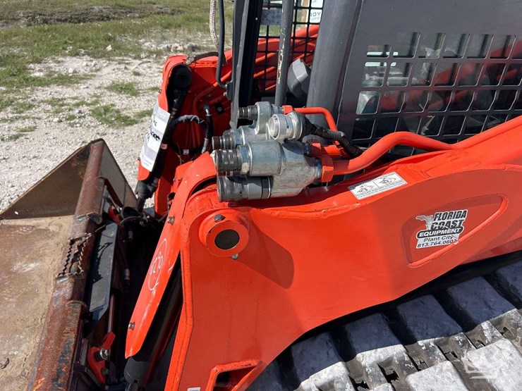 2022-kubota-svl75-2-image-17