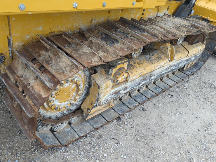 2022-deere-700l-xlt-image-12