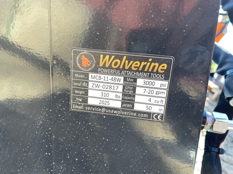 #2317-•-new-wolverine-mini-skid-steer-combination-bucket-image-14