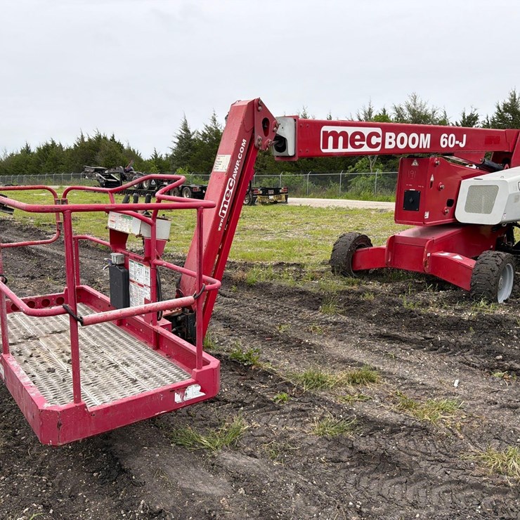 2019 MEC 60JD BOOM LIFT SN:14400441 4X4,