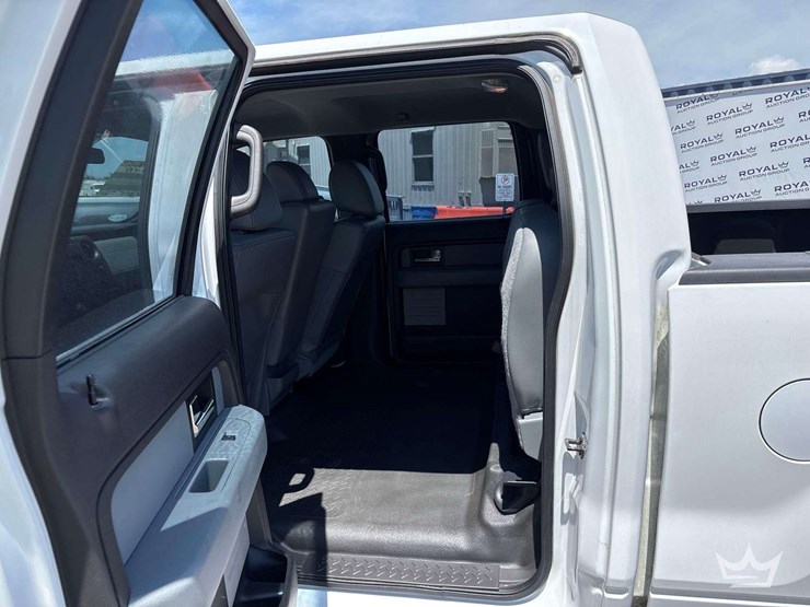 2014-ford-f150-image-18
