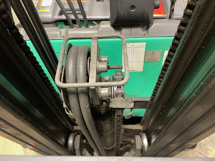 #301-•-mitsubishi-4,000lb-electric-3-wheeled-forklift-image-12